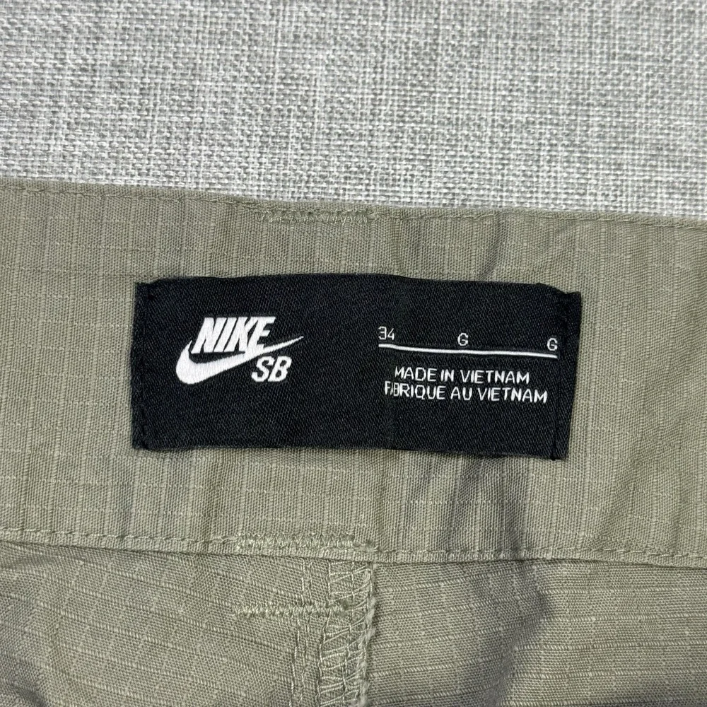 Nike SB Ripstop Skate Cargo Shorts Mens 34 Olive Green Skateboarding 9